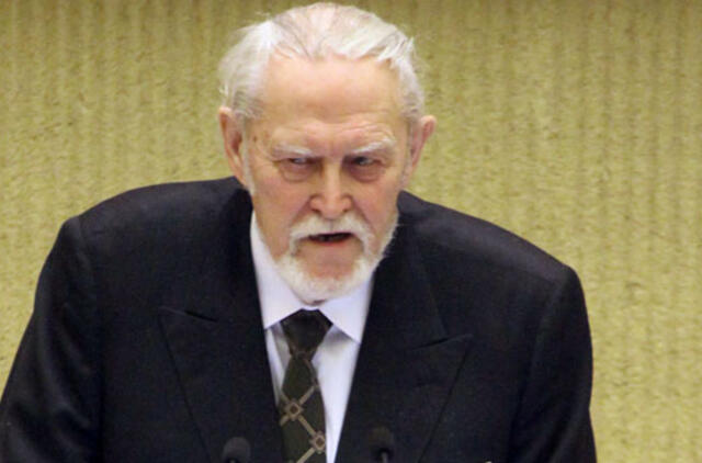 Marcelijus Martinaitis: patriotizmo negalima uždaryti alaus dėžutėse, valstybė nėra restoranas