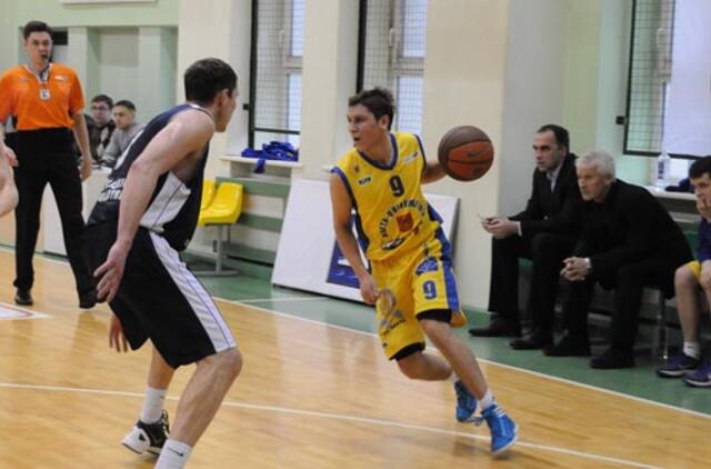 "Nafta-Universitetas" namie įveikė čempionato lyderius