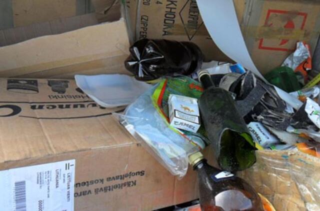 Atliekų rūšiavimas: lyg ir norėtų, bet nerūšiuoja