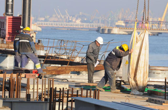 Bando pažaboti statybų procesų chaosą