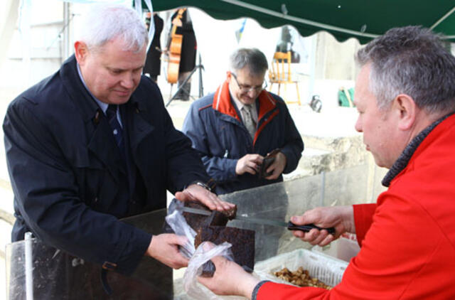 Meras organizuoja Maldos pusryčius