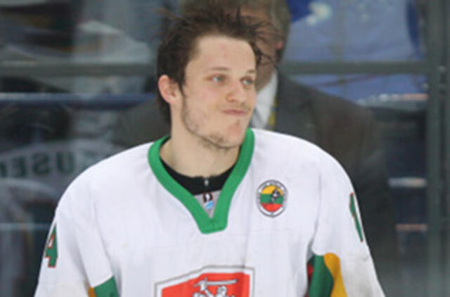 Petras Nausėda pasaulio ledo ritulio čempionatą praleido striptizo bare