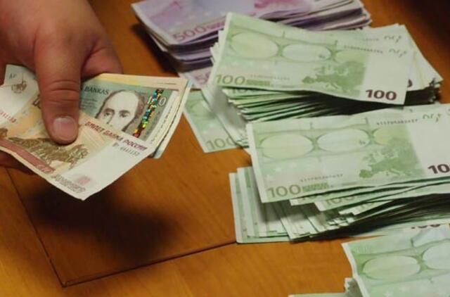 Rusas įtariamas gabenęs trečdalį milijono