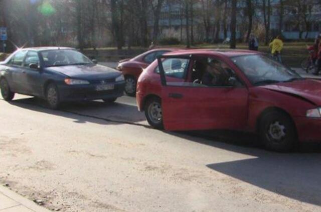 Triguboje avarijoje - sužeista keleivė