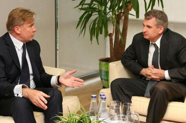 Audronius Ažubalis dėkojo JAV istorikui už istorinės atminties apie totalitarinius režimus saugojimą