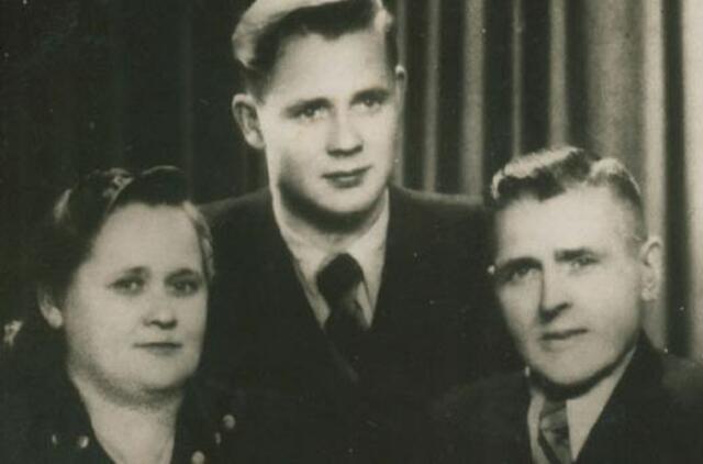 Klaipėdos akvarelės: namai ir žmonės (244)