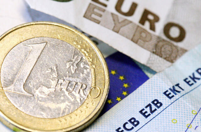 Nė viena iš eurą įsivesti norinčių valstybių nėra pasirengusi tai padaryti