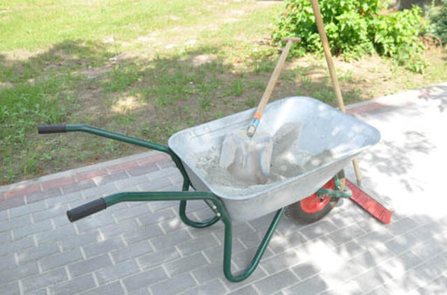 Premjeras nenori matyti susipriešinimo tarp profesinių sąjungų ir bedarbių