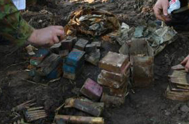 Prie Baltarusijos ir Lietuvos sienos rasta sprogmenų ir detonatorių