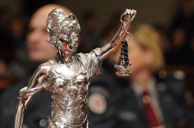 Dirbančiai moteriai - svetimos skolos