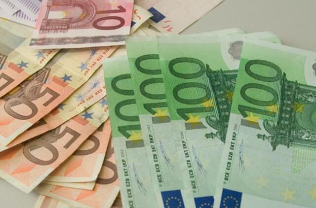 Ekspertai: Europa pristigs lėšų euro zonos šalims gelbėti