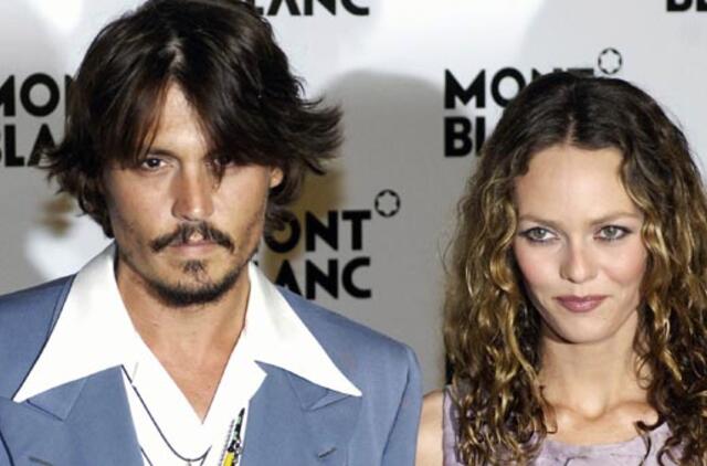 Johnny Deppas ir Vanessa Paradis jau ne kartu