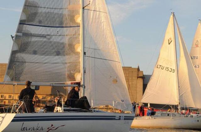 Regatos dalyvius atbaidė starto mokestis?