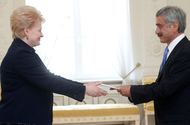 Dalia Grybauskaitė priėmė Turkijos ambasadoriaus skiriamuosius raštus