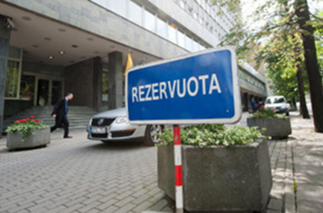 Kas galima valdininkams, draudžiama neįgaliesiems