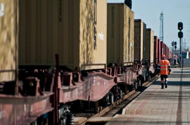 Prekinis traukinys mirtinai sužalojo 54 metų vyrą