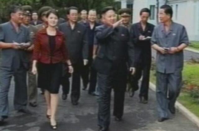 Šiaurės Korėjos lyderis Kim Čen Unas vedė