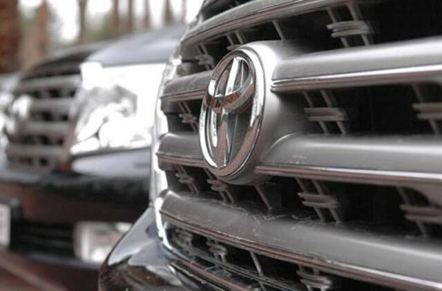 "Toyota" susigrąžino automobilių pramonės lyderės vardą
