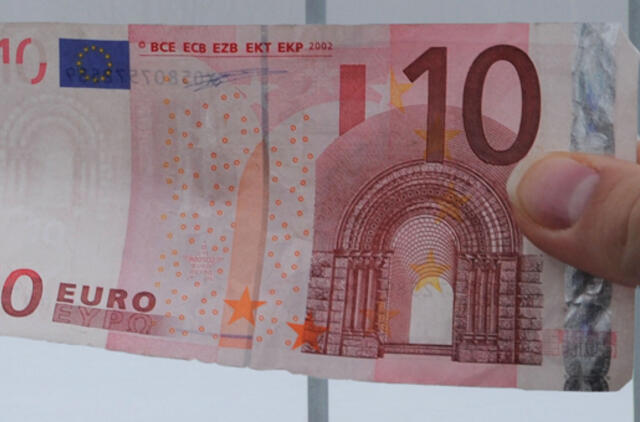 Tūkstančiams Ispanijos valdininkų baigiasi katino dienos