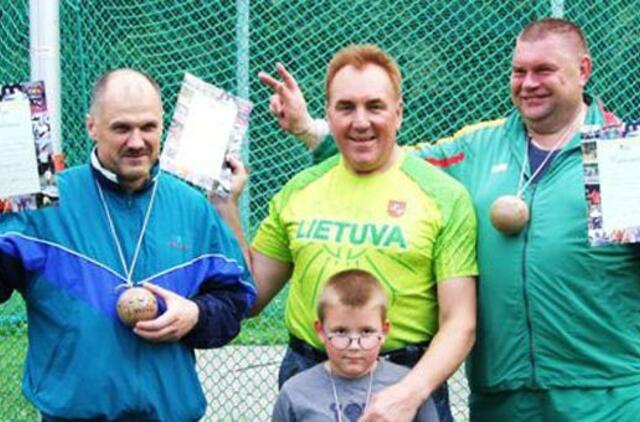 Veteranai varžėsi svorių metimo varžybose