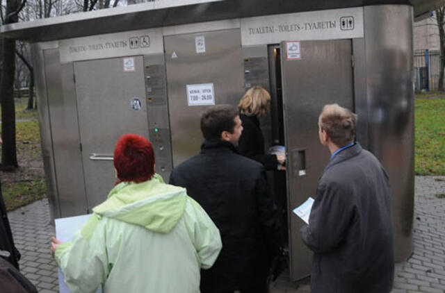 Viešųjų tualetų tik mažėja