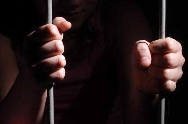 Vilniaus tardymo izoliatoriuje suimtieji mušė ir seksualiai prievartavo jaunuolį