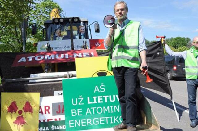 Žalieji kratosi Maskvos šešėlio