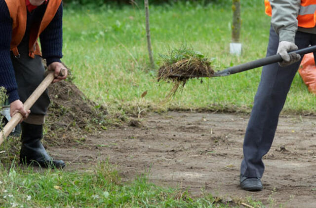 2012 m. antrąjį ketvirtį nedarbo lygis šalyje siekė 13,3 proc.