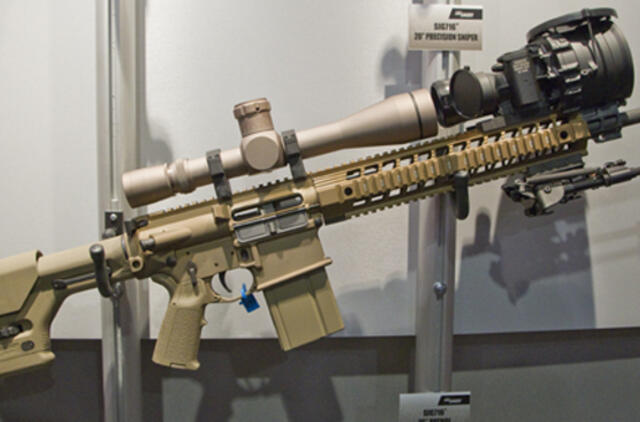 Internetu televizorių užsisakęs amerikietis gavo pusiau automatinį ginklą