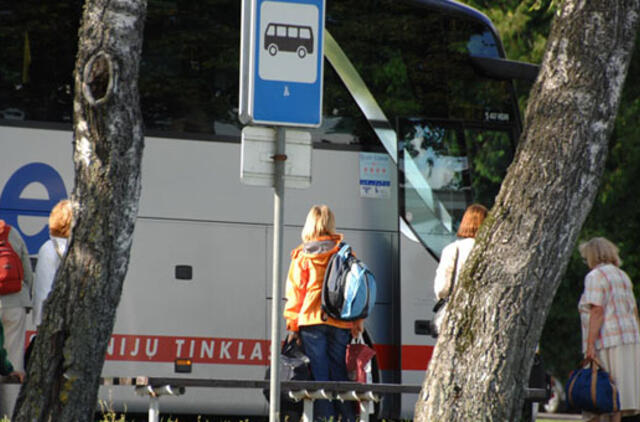 Išlaidas mažina internetiniai pakeleiviai