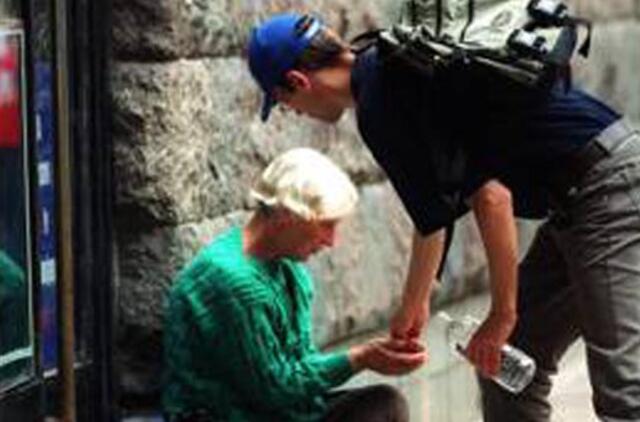 Iždui dirba tik 1/3 gyventojų