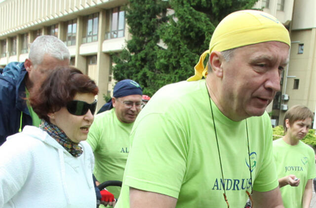 Liepą gyventojams labiau rūpėjo atostogos nei politikų reitingai