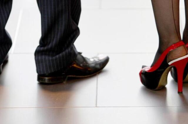 Mokslininkai mano išsiaiškinę, kodėl moterys gyvena ilgiau