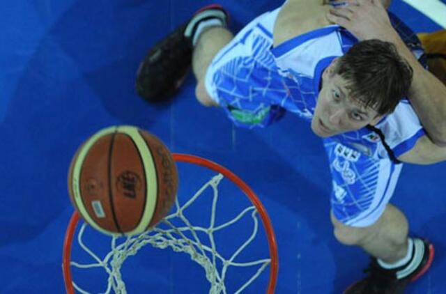 "Neptūnas" pasirašė dvejų metų sutartį su Laurynu Mikalausku