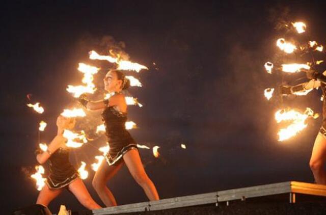 Per istoriją keliavo karietomis ir ugnimi