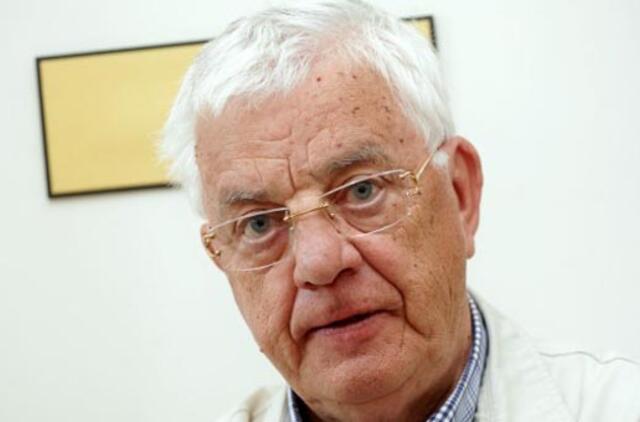 Raimondas Paulas grąžino bankrutavusiam Latvijos bankui 100 latų permoką