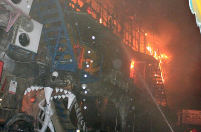 Tailandas: per gaisrą naktiniame klube žuvo mažiausiai keturi žmonės