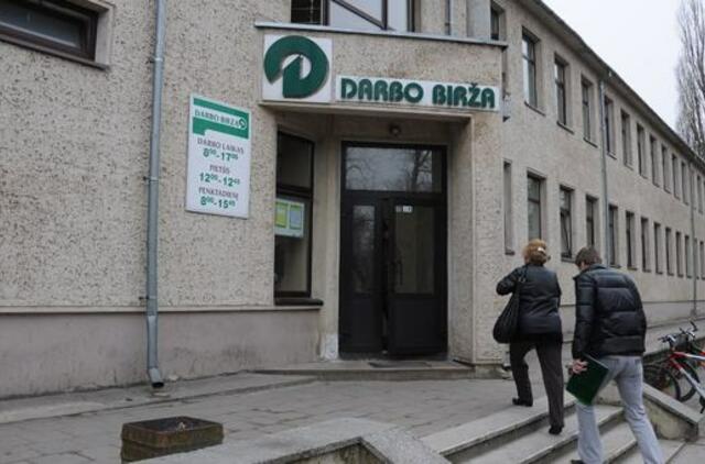 Darbo birža darbo suranda tik sau