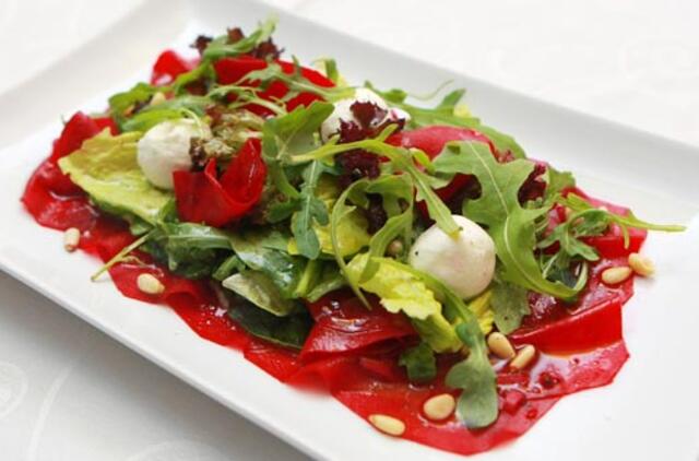 Daugiau kaip tūkstantyje restoranų du patiekalai - už vieno kainą