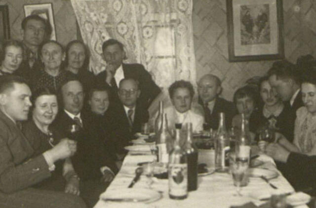 Klaipėdos akvarelės: namai ir žmonės (260)