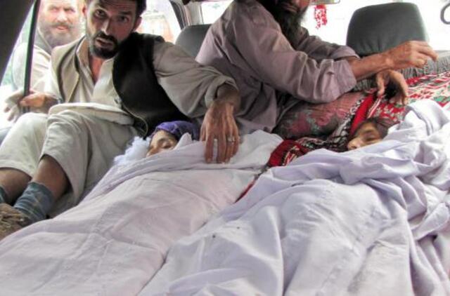 Per NATO antskrydį Afganistane žuvo aštuonios moterys