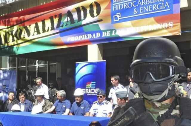 Bolivijoje užpuolikai studijoje padegė radijo žurnalistą