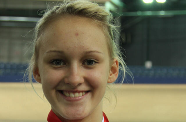 Dviratininkė G. Jankutė iš treko suka į plentą