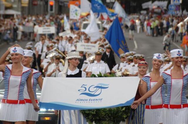 Jūros šventė virto sumestiniu baliumi?