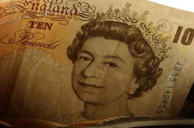 Kelionė iš Anglijos į Lietuvą: vyrą sumušė, apiplėšė ir išmetė iš mikroautobuso