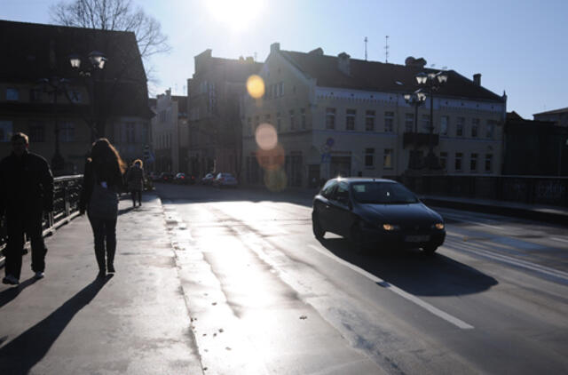 Klaipėdos rajone ant tiltų ir viadukų - plikledis