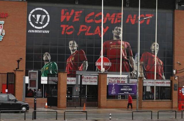 "Liverpool" perstatys "Anfield" stadioną
