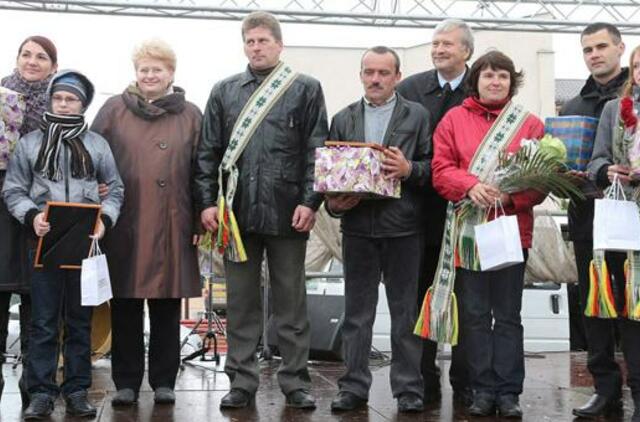 Prezidentė apdovanojo 2012-ųjų metų ūkio konkurso laimėtojus