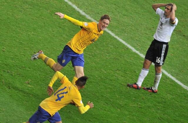 Švedijos futbolininkai Vokietijoje sugebėjo panaikinti keturių įvarčių deficitą