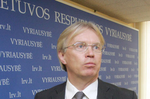 Valdininkai nenori tarnauti žmonėms